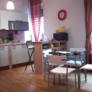  Appartamento Appartamento Roma (Piazza Bologna) Italia